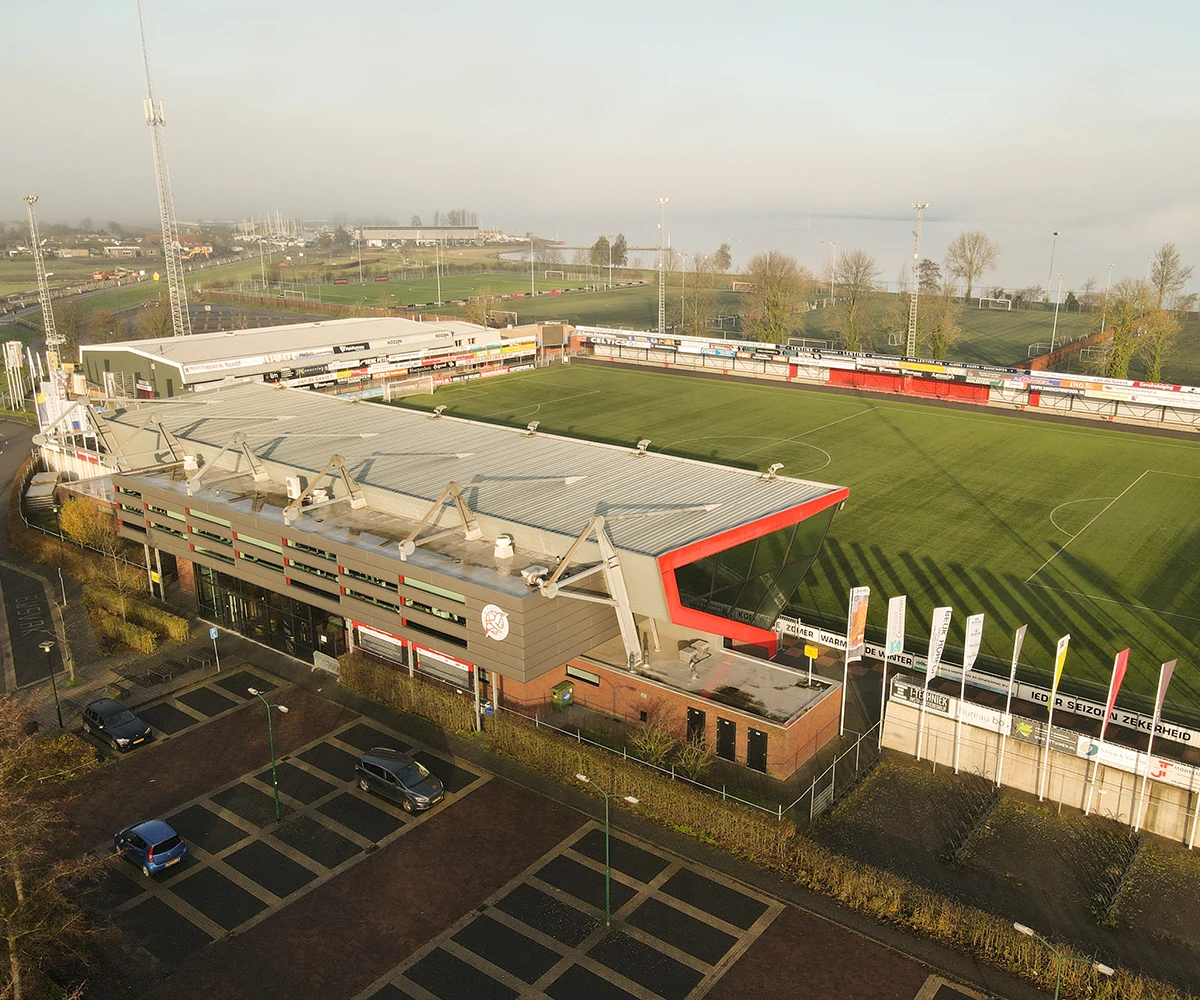 ZalmaKtie van IJsselmeervogels